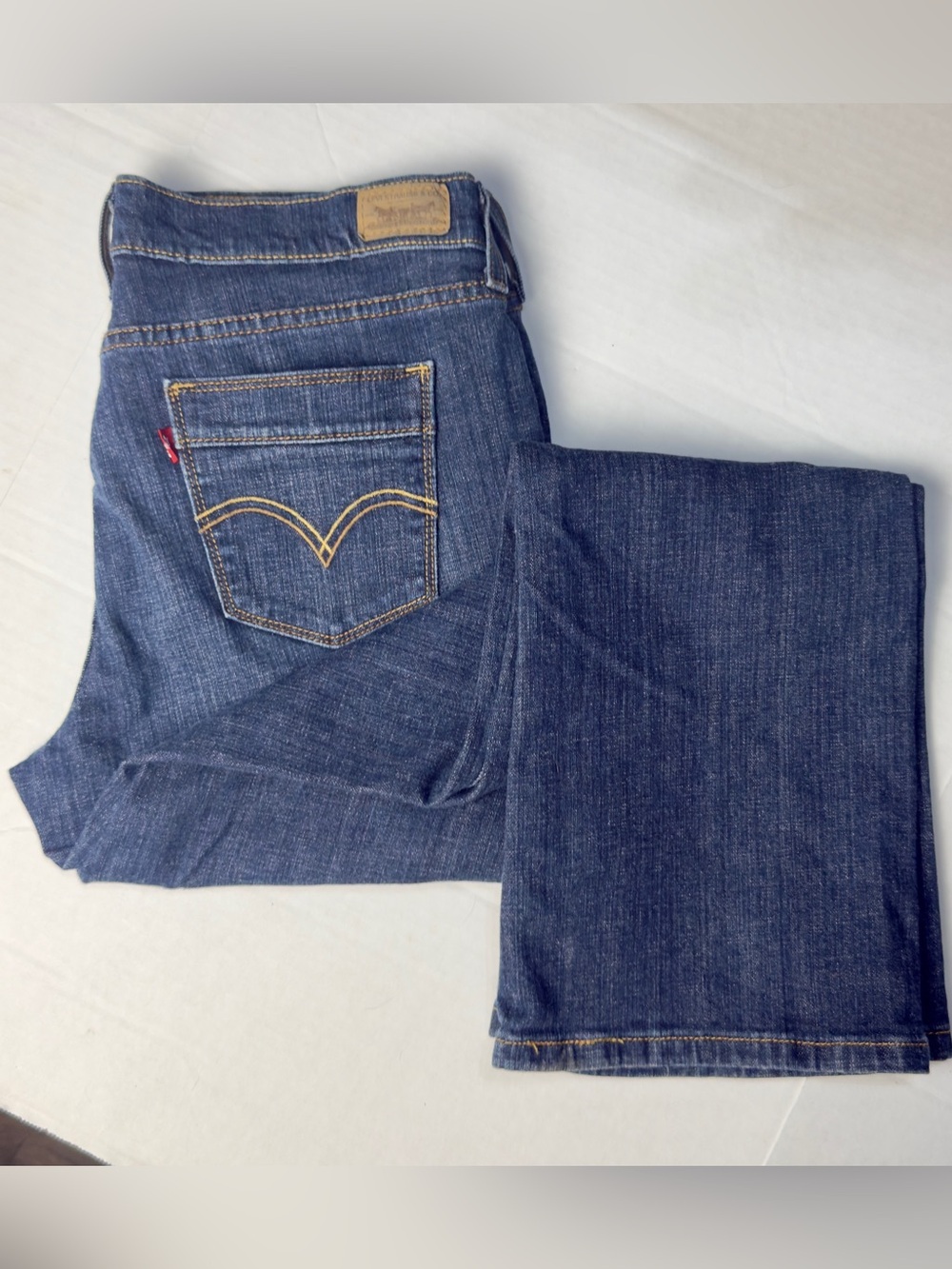 Levi's 515 dark blue bootcut jeans Women's size 10 L/C | b